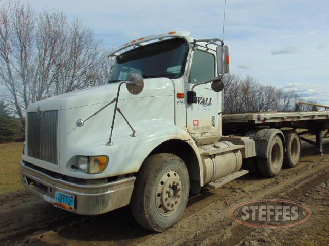 2003 IHC 9200I_0.JPG